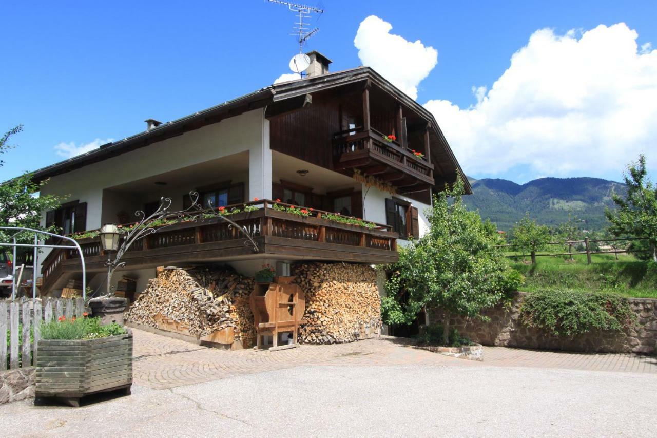 Agritur Chelodi Villa Cavalese Exterior photo