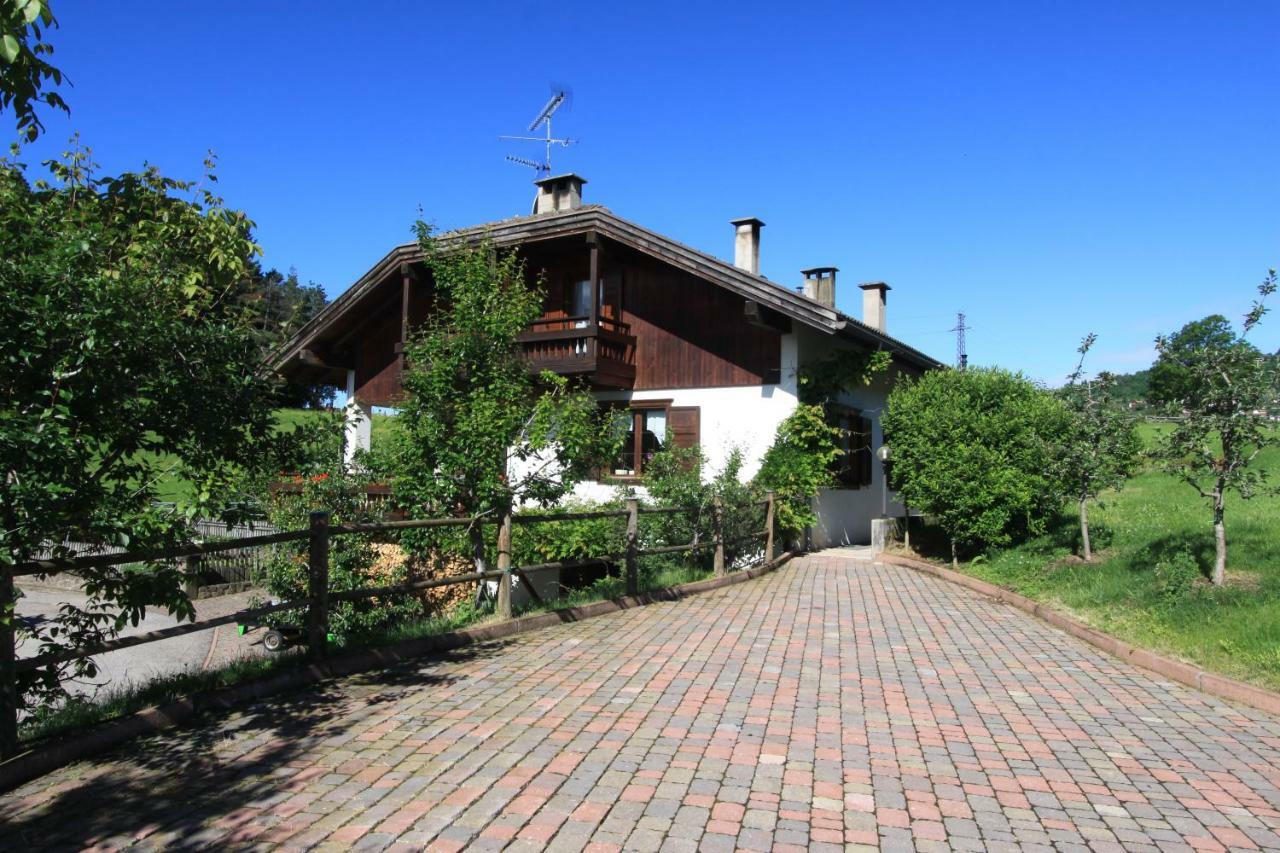 Agritur Chelodi Villa Cavalese Exterior photo